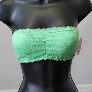 Light Green All Over Lace Floral Bandeau Bralette Size Medium/Large